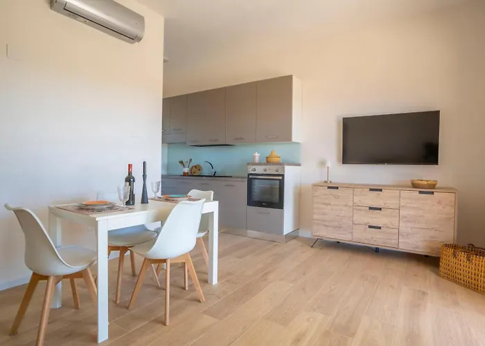 Adele - Family With Panoramic Pool * Santa Domenica