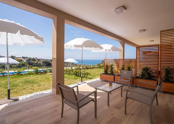 Adele - Family With Panoramic Pool Santa Domenica (Vibo Valentia)