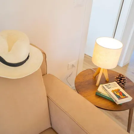 Villa Adele - Family Apartments With Panoramic Pool