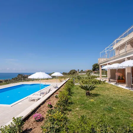 Apartment Adele - Family With Panoramic Pool Ricadi