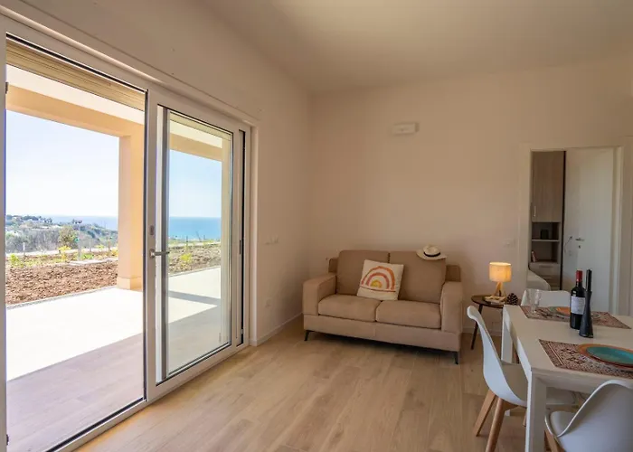 Apartament Villa Adele - Family Apartments With Panoramic Pool