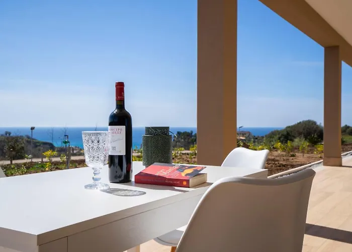 Villa Adele - Family Apartments With Panoramic Pool *