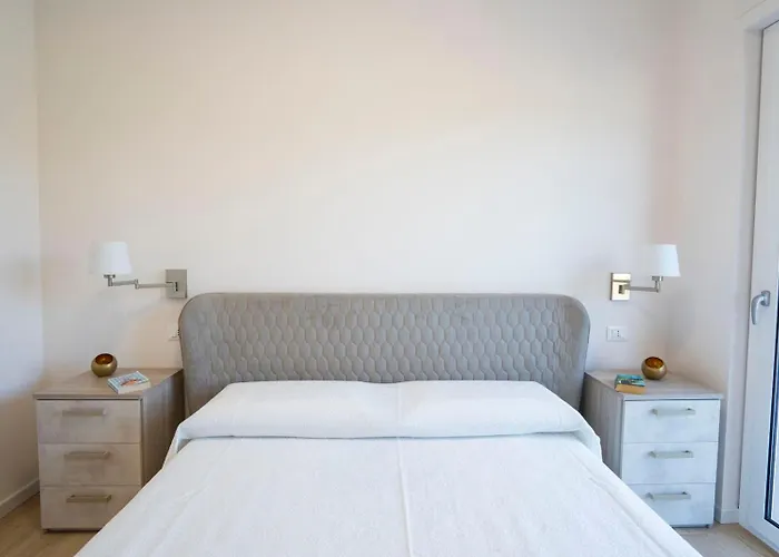 Villa Adele - Family Apartments With Panoramic Pool Apartament *