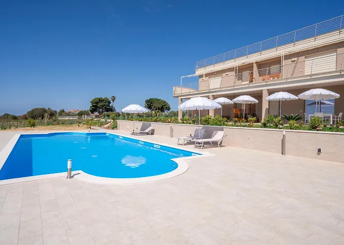 Adele - Family With Panoramic Pool Apartamento Santa Domenica (Vibo Valentia)